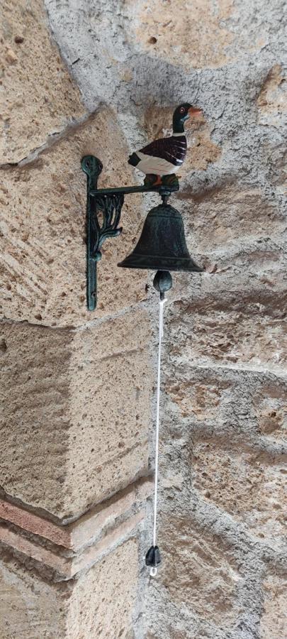 La Chascona Di Farnese Casa Di Tufo Nel Borgo Appartement Buitenkant foto